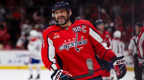 ovechkin goals all time|ovechkin goals to gretzky.